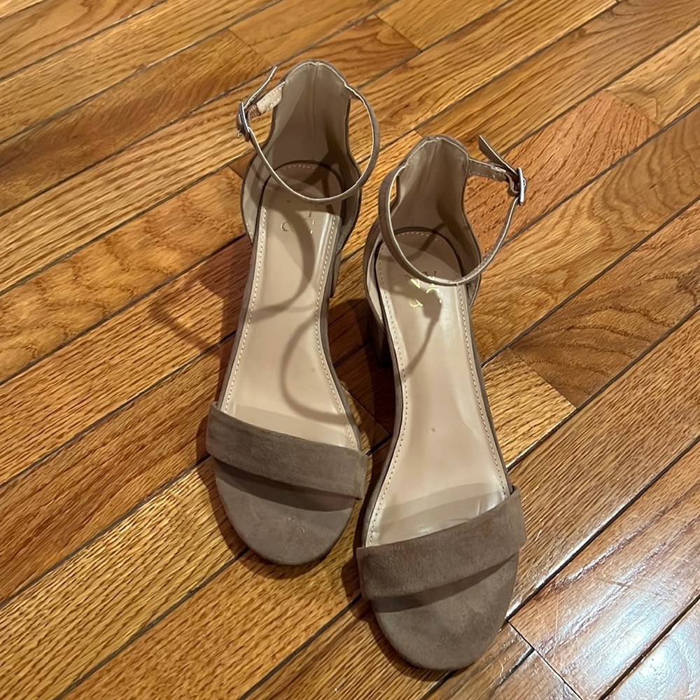 NY&C Tan suede ankle strap heels  size 7